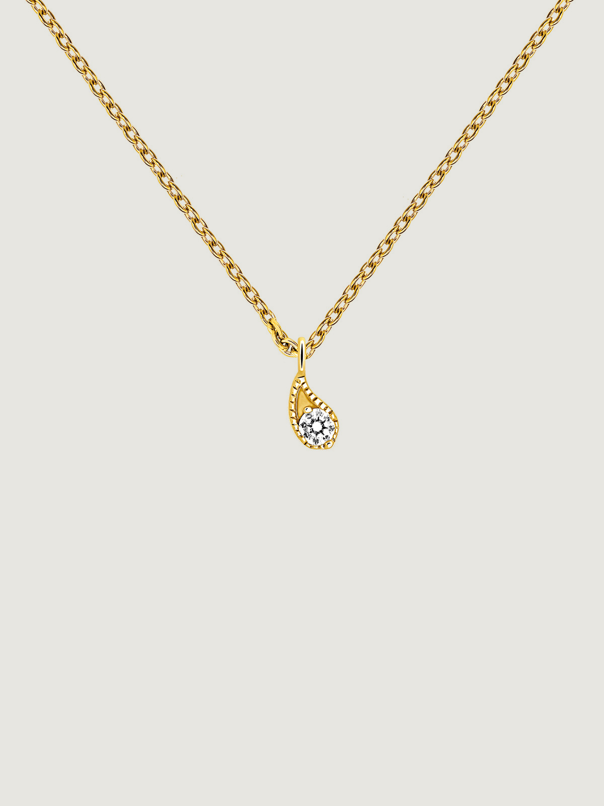 Pendentif en or jaune 9K avec goutte et diamants blancs