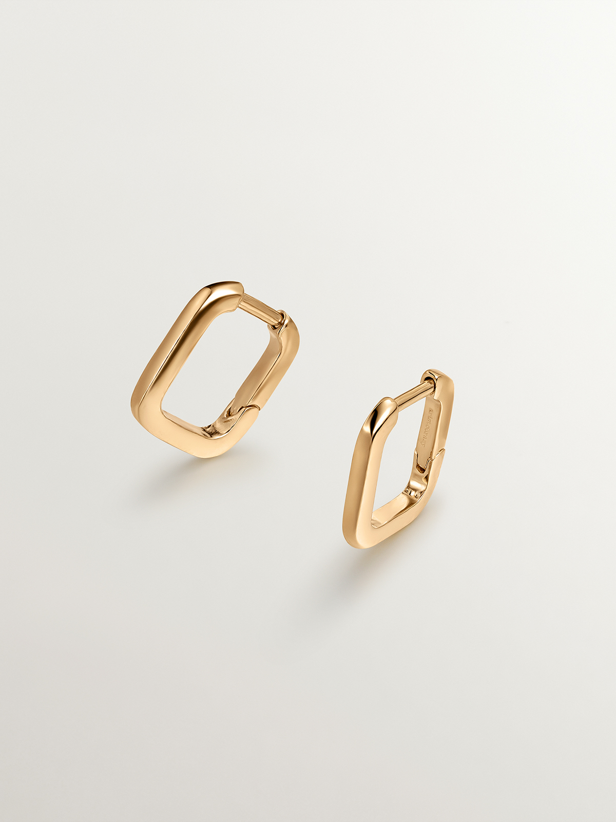 Square hoop earrings in 925 silver bathed in 18K yellow gold