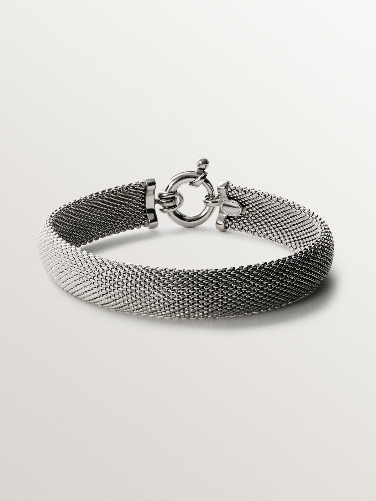 Rigid 925 silver bracelet with mesh