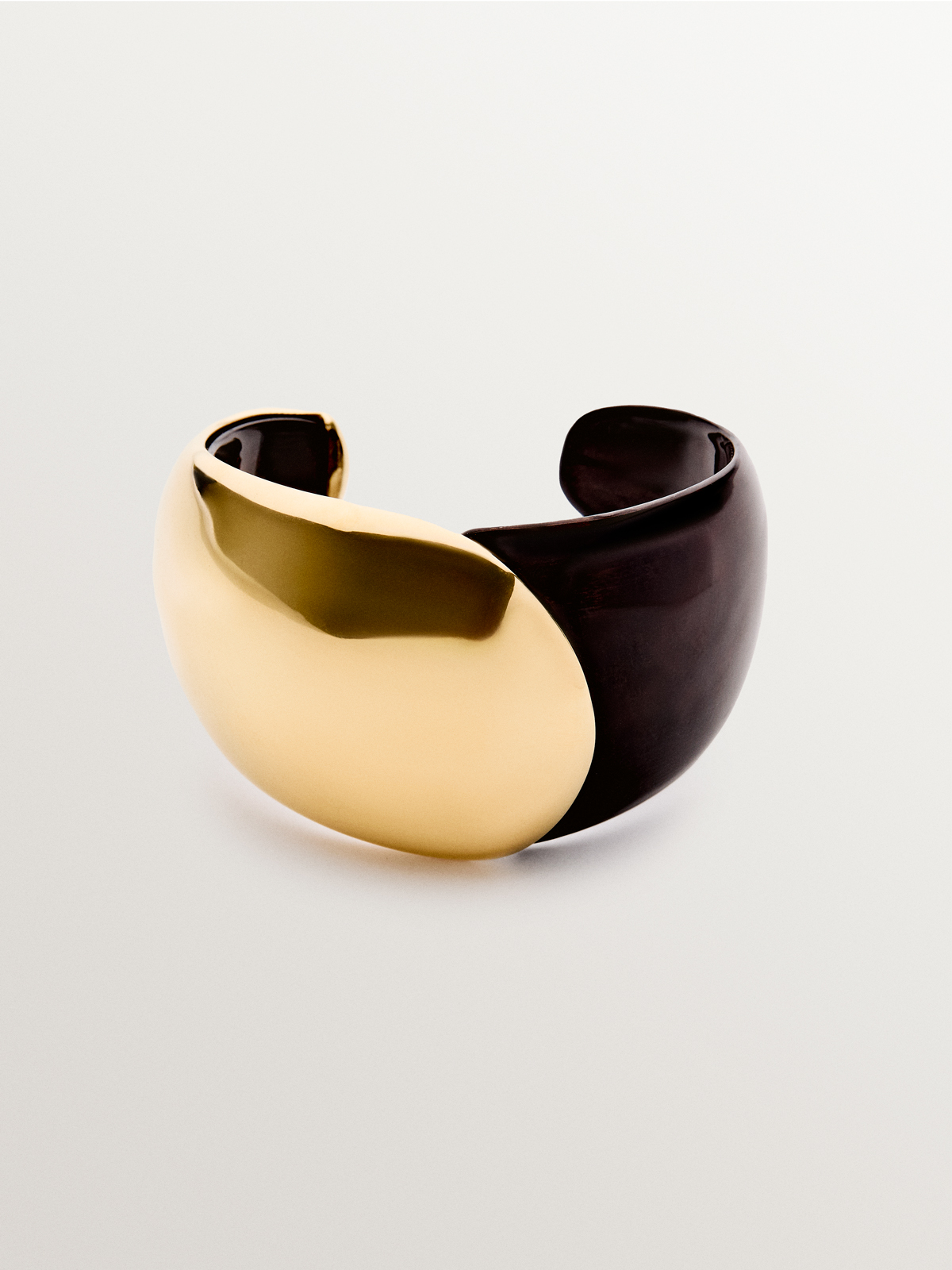 Rigid 925 silver bracelet plated in 18K yellow gold and ebony