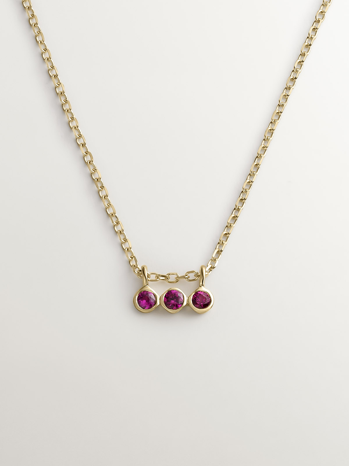 9K Yellow Gold Necklace with Rubies