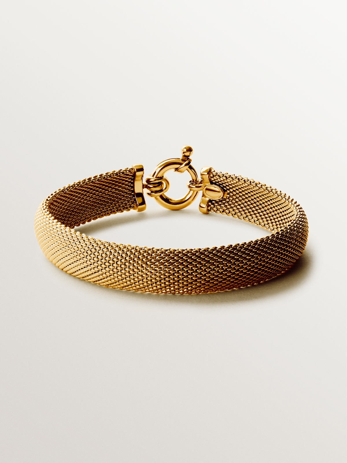 Pulsera rígida de plata 925 bañada en oro amarillo de 18K con malla