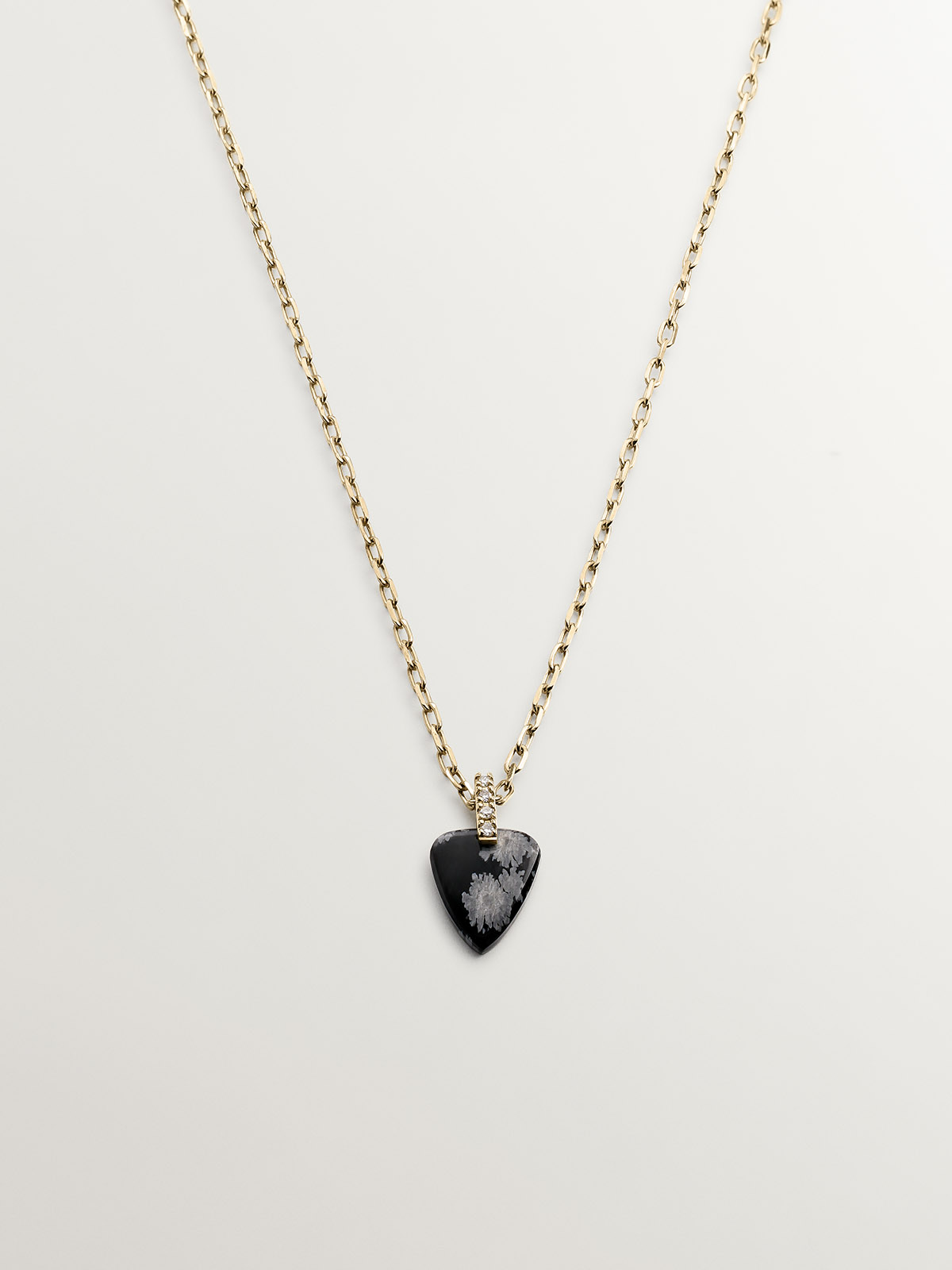 9K yellow gold necklace with teardrop-cut black obsidian and 0.03 ct brilliant-cut diamonds