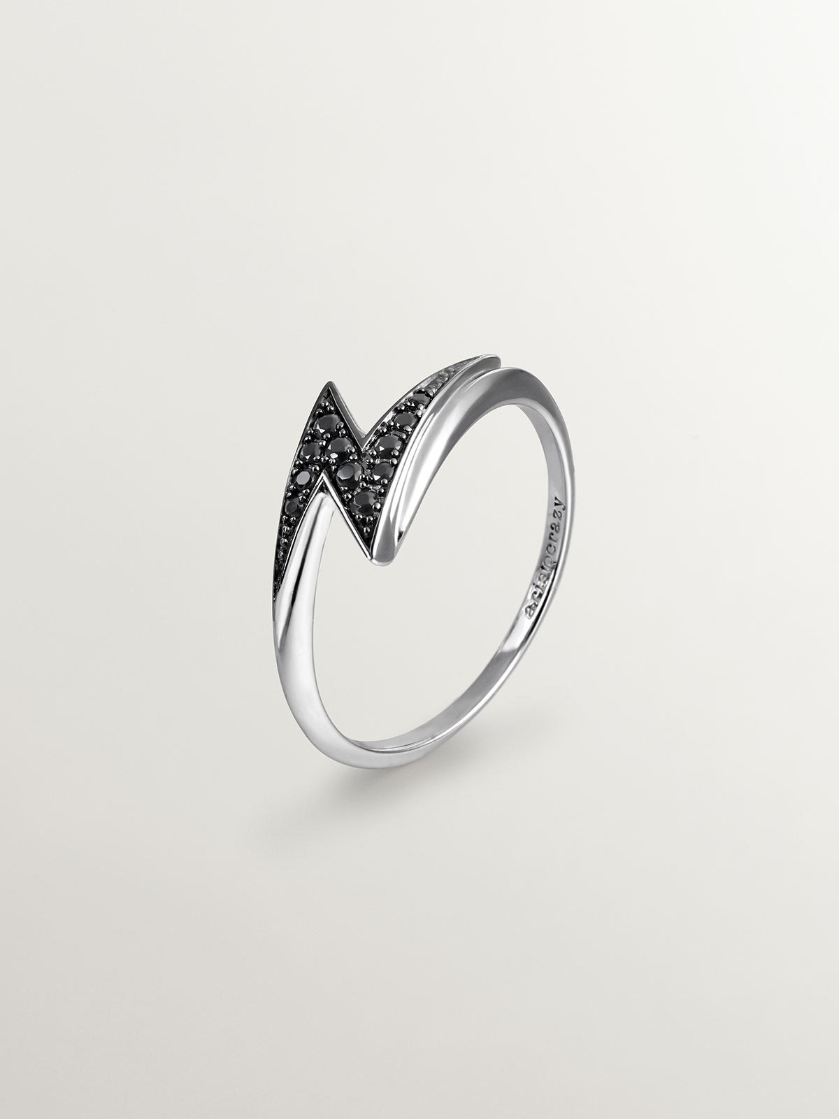 925 Silver ring with lightning bolt and black spinels