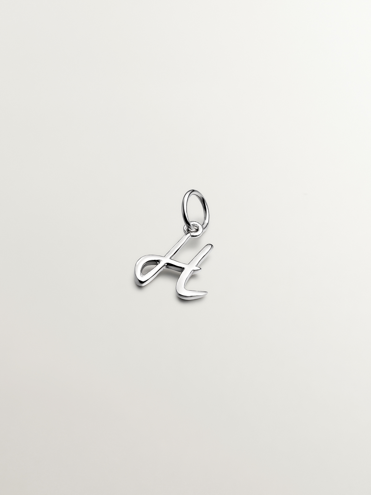 Charm en argent 925 avec initiale H