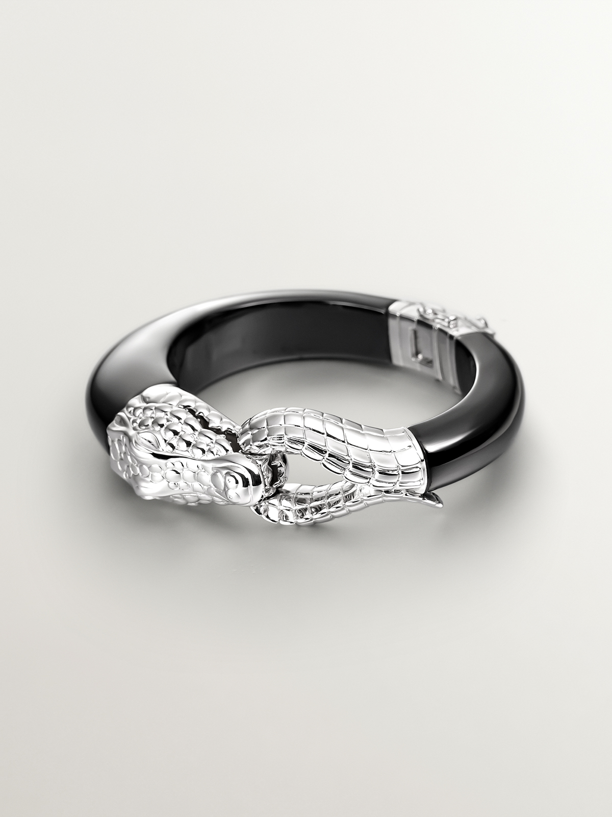 925 Bracelet rigide en argent et crocodile noir