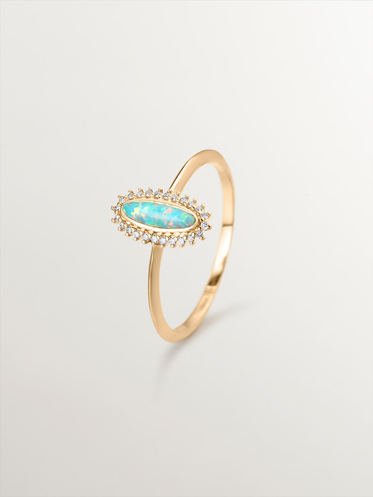 18K Yellow Gold Ring with Turquoise Opal and White Diamonds